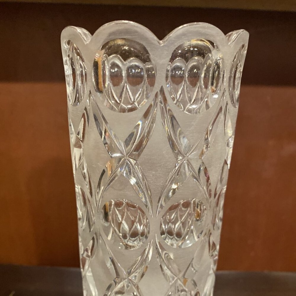 𝅺Beautiful Marquise Brilliant Cut Glass Vase Heavy Glass